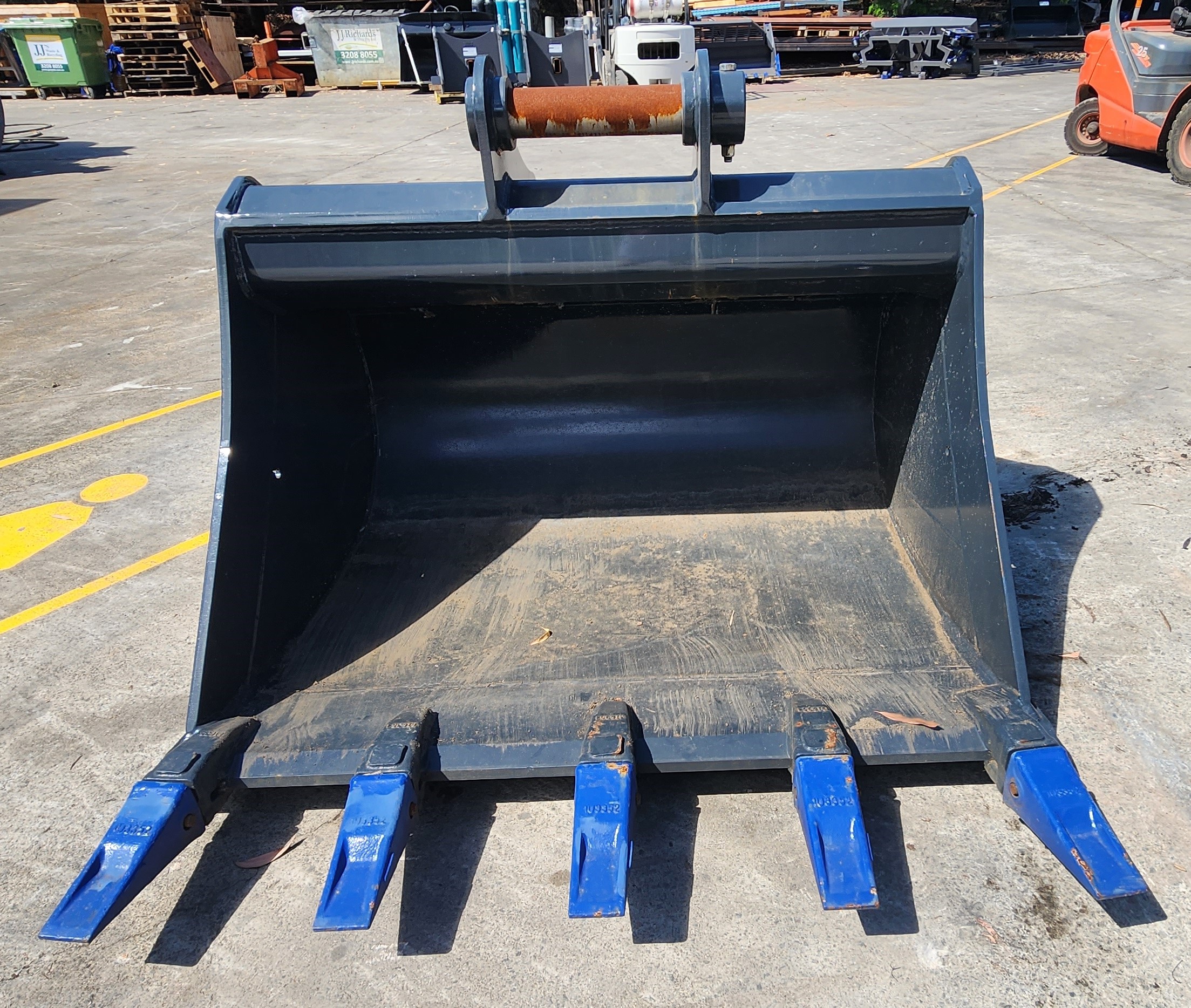 ShawX Manufacturing Batter Buckets